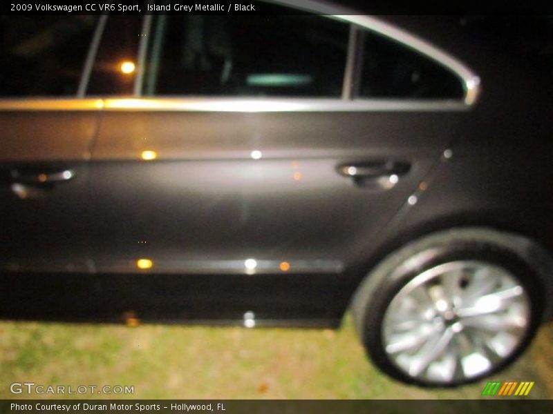 Island Grey Metallic / Black 2009 Volkswagen CC VR6 Sport