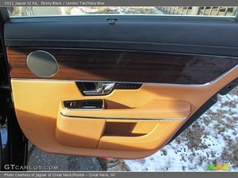 Door Panel of 2011 XJ XJL