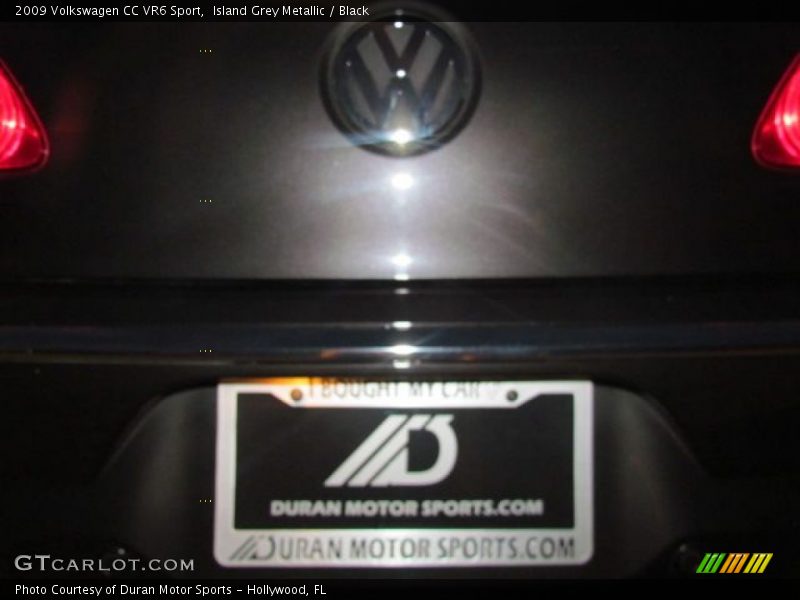 Island Grey Metallic / Black 2009 Volkswagen CC VR6 Sport