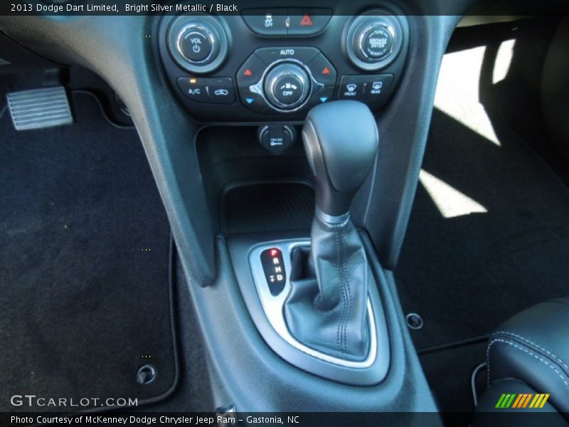Bright Silver Metallic / Black 2013 Dodge Dart Limited