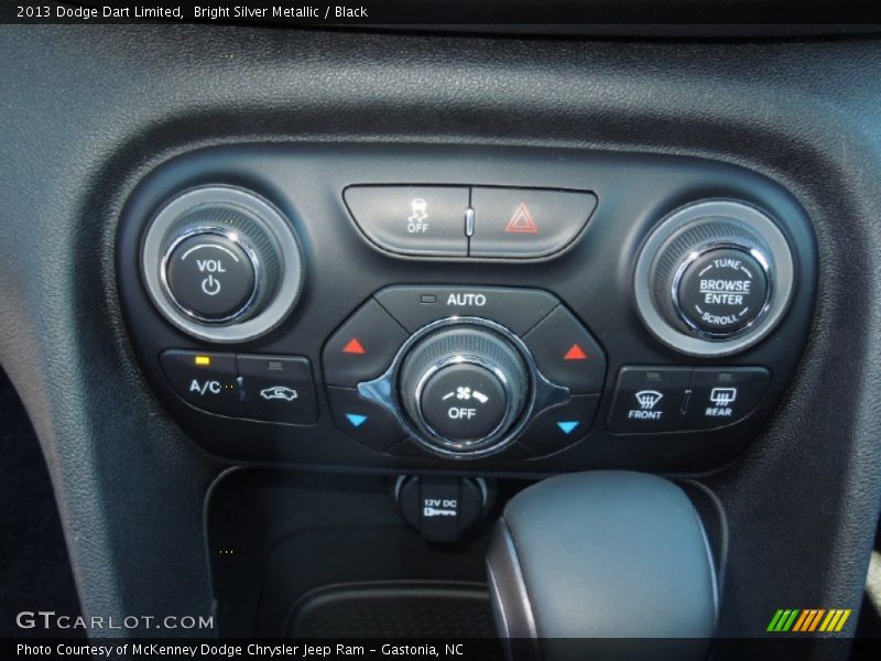 Bright Silver Metallic / Black 2013 Dodge Dart Limited