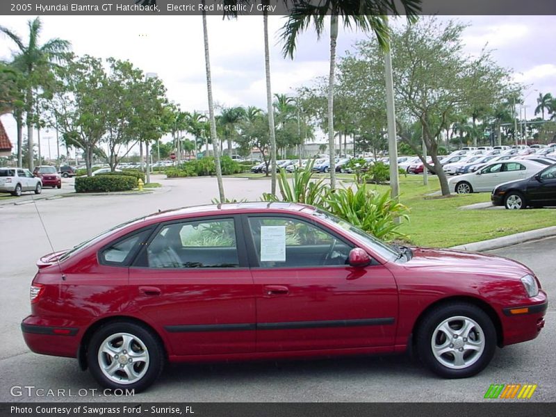 Electric Red Metallic / Gray 2005 Hyundai Elantra GT Hatchback
