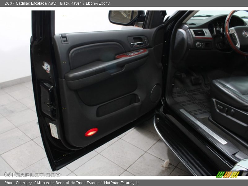 Black Raven / Ebony/Ebony 2007 Cadillac Escalade AWD