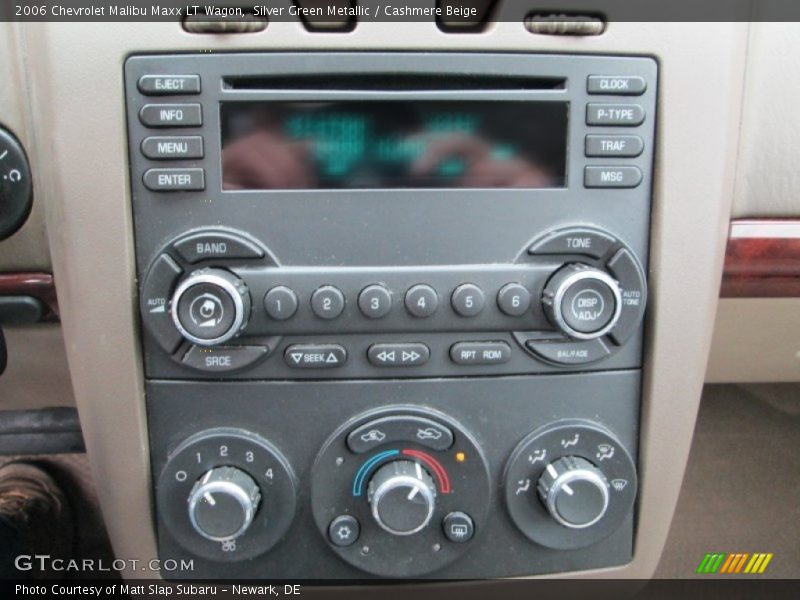 Controls of 2006 Malibu Maxx LT Wagon