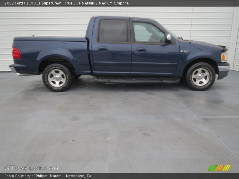 True Blue Metallic / Medium Graphite 2002 Ford F150 XLT SuperCrew