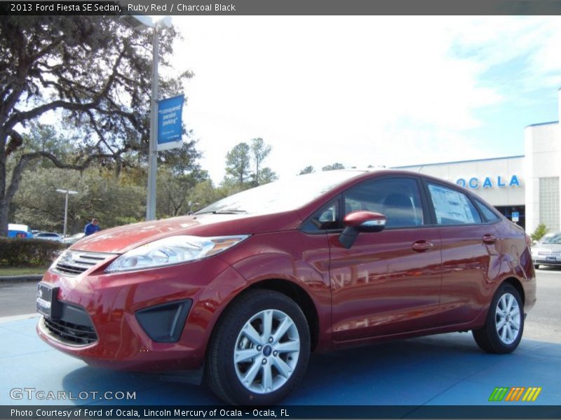 Ruby Red / Charcoal Black 2013 Ford Fiesta SE Sedan