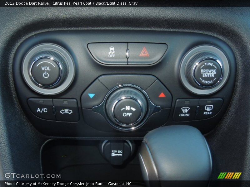 Citrus Peel Pearl Coat / Black/Light Diesel Gray 2013 Dodge Dart Rallye