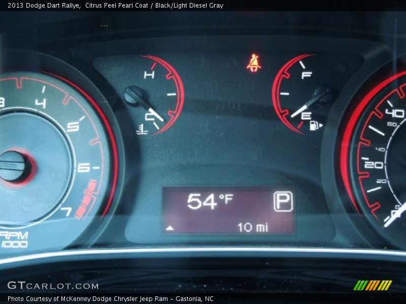 Citrus Peel Pearl Coat / Black/Light Diesel Gray 2013 Dodge Dart Rallye