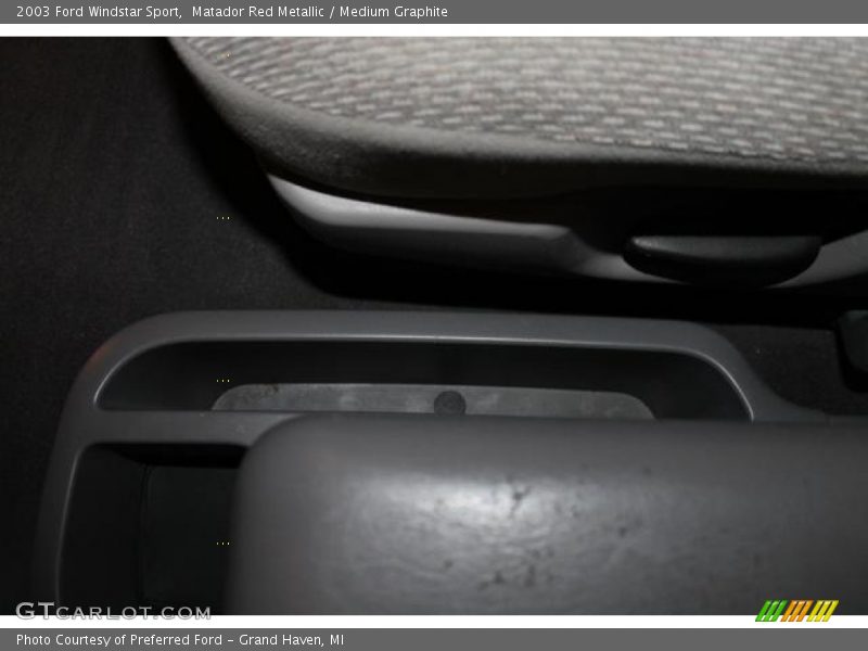 Matador Red Metallic / Medium Graphite 2003 Ford Windstar Sport
