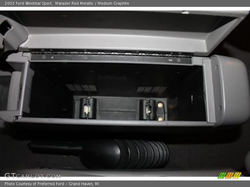Matador Red Metallic / Medium Graphite 2003 Ford Windstar Sport