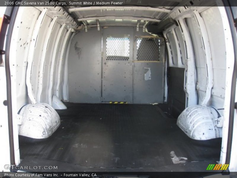 Summit White / Medium Pewter 2006 GMC Savana Van 2500 Cargo