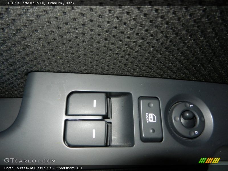 Titanium / Black 2011 Kia Forte Koup EX