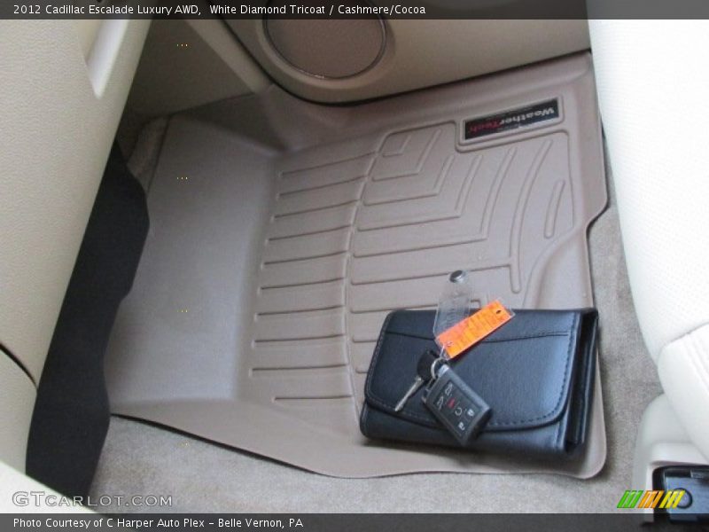 White Diamond Tricoat / Cashmere/Cocoa 2012 Cadillac Escalade Luxury AWD