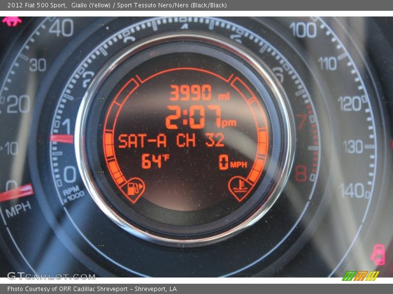 Giallo (Yellow) / Sport Tessuto Nero/Nero (Black/Black) 2012 Fiat 500 Sport