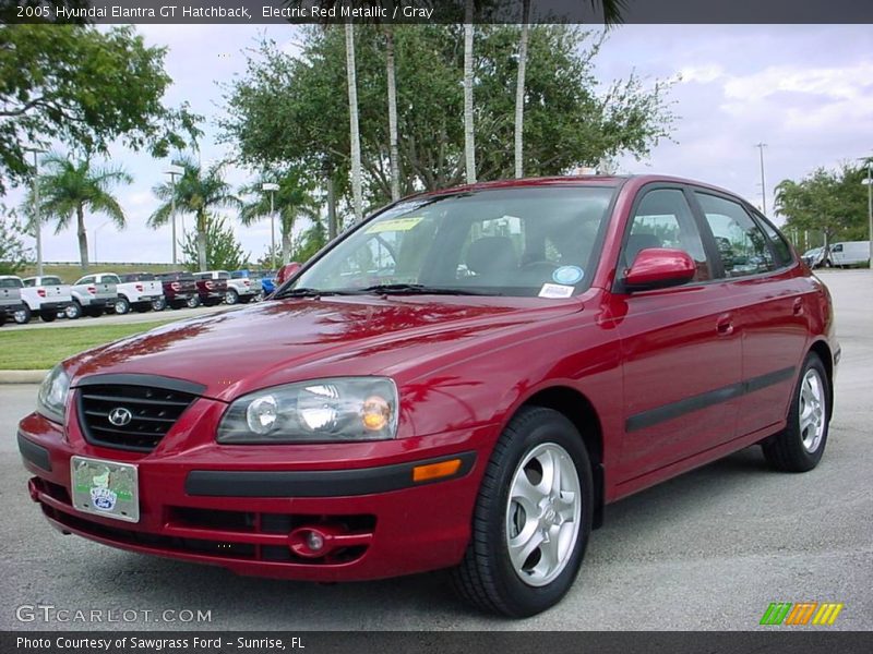 Electric Red Metallic / Gray 2005 Hyundai Elantra GT Hatchback