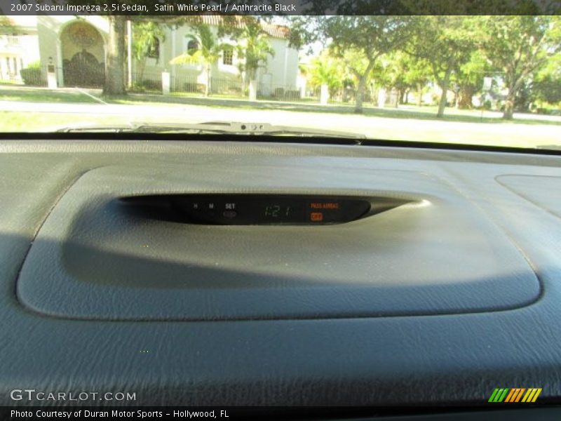 Satin White Pearl / Anthracite Black 2007 Subaru Impreza 2.5i Sedan