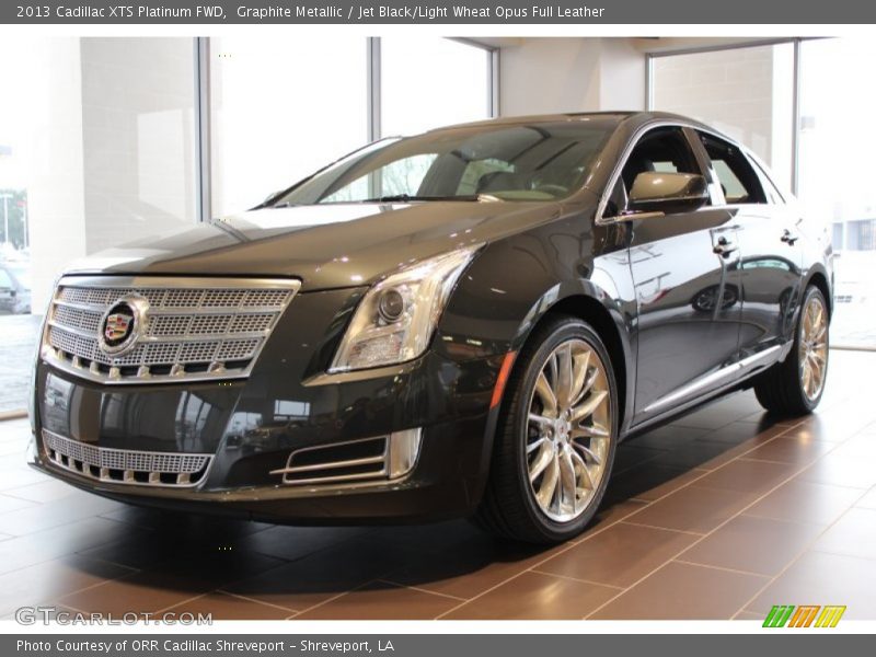 Front 3/4 View of 2013 XTS Platinum FWD
