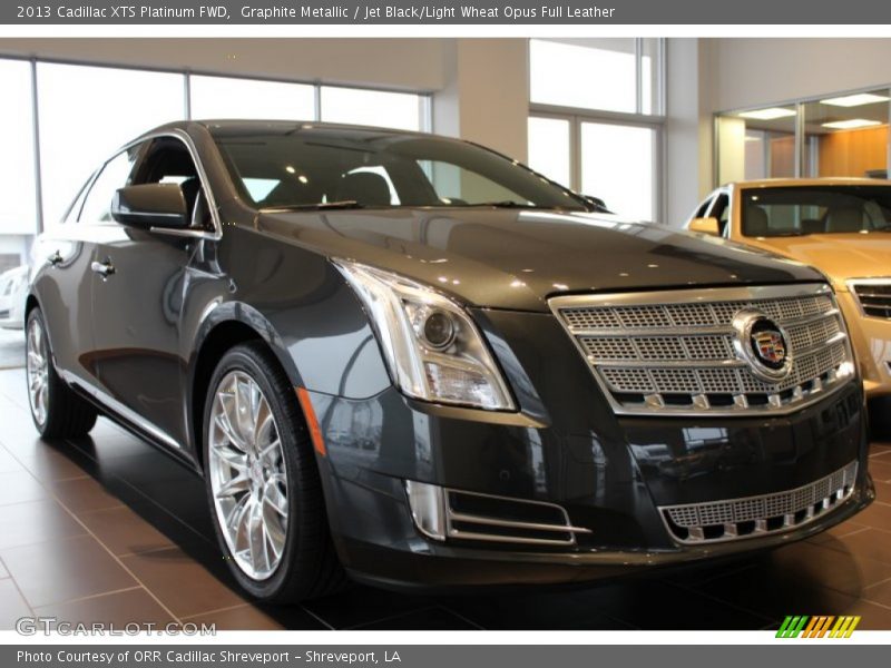 Front 3/4 View of 2013 XTS Platinum FWD
