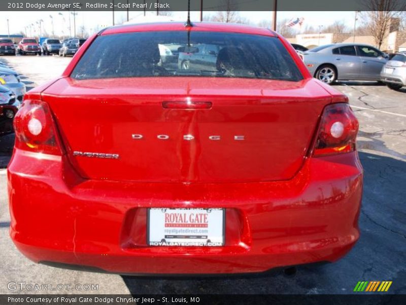 Redline 2-Coat Pearl / Black 2012 Dodge Avenger SE