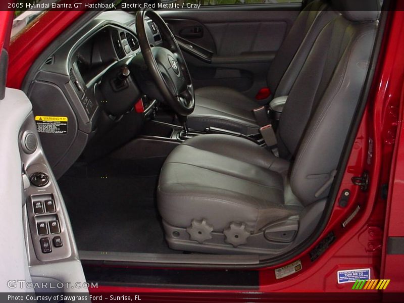 Electric Red Metallic / Gray 2005 Hyundai Elantra GT Hatchback
