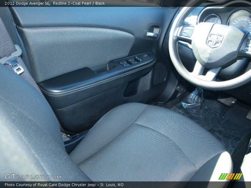 Redline 2-Coat Pearl / Black 2012 Dodge Avenger SE