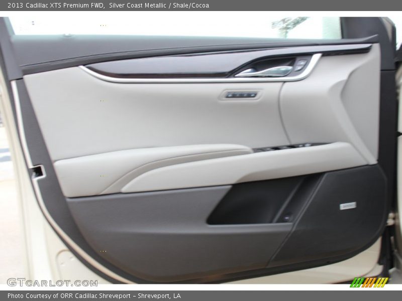 Door Panel of 2013 XTS Premium FWD