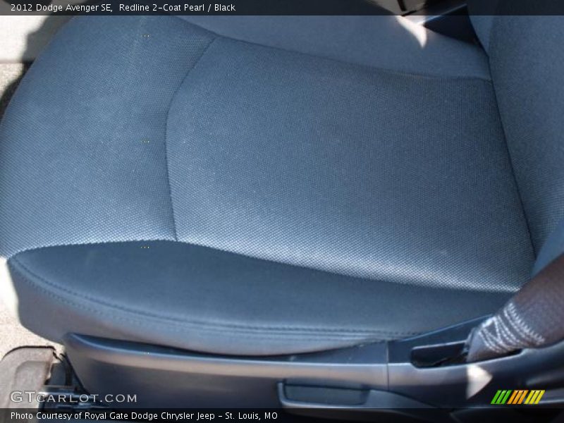 Redline 2-Coat Pearl / Black 2012 Dodge Avenger SE