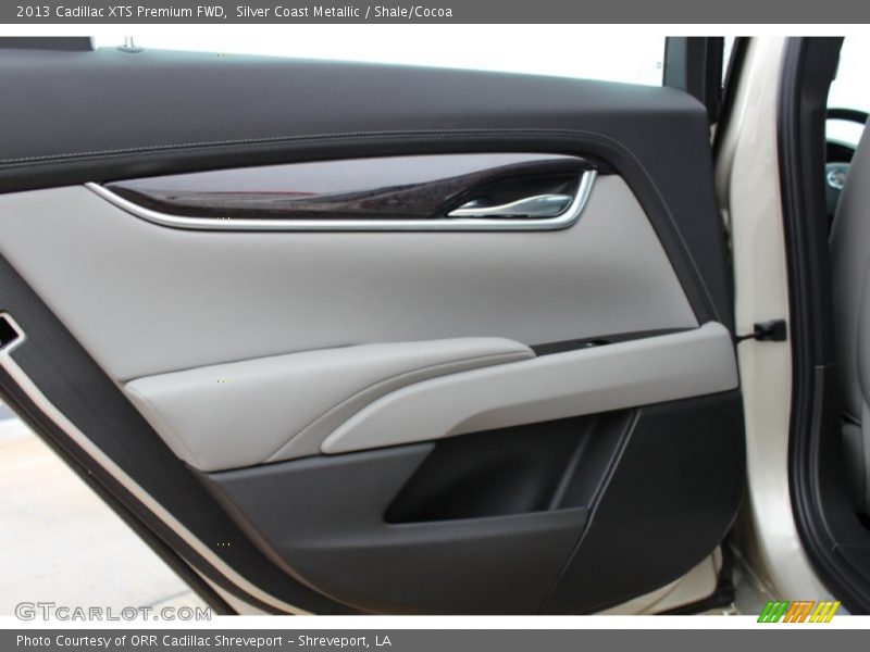 Silver Coast Metallic / Shale/Cocoa 2013 Cadillac XTS Premium FWD