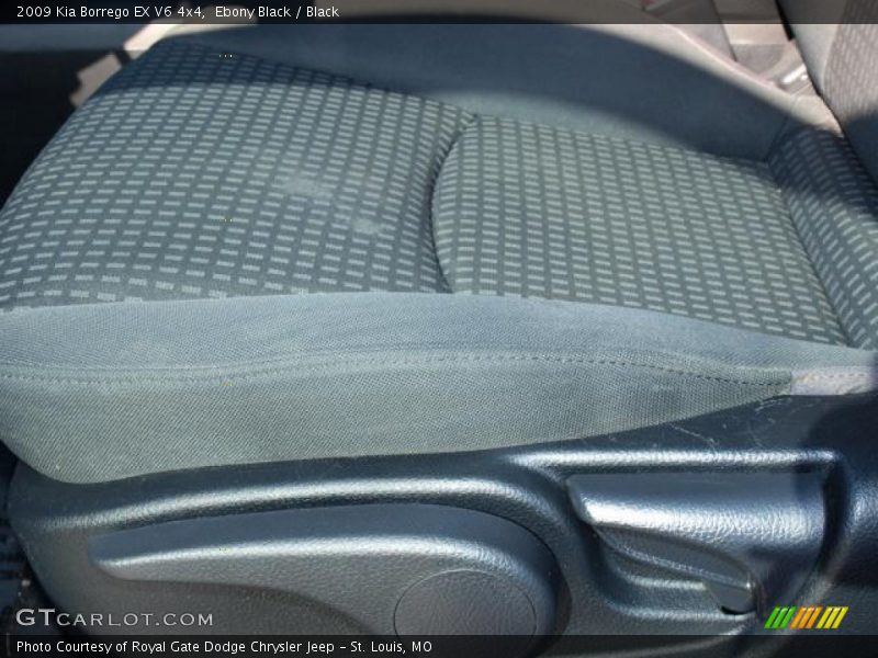 Ebony Black / Black 2009 Kia Borrego EX V6 4x4