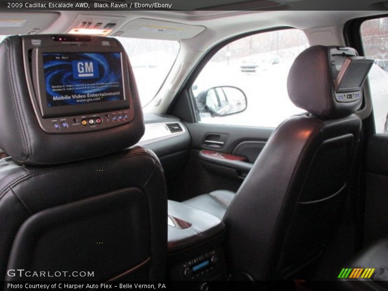 Entertainment System of 2009 Escalade AWD