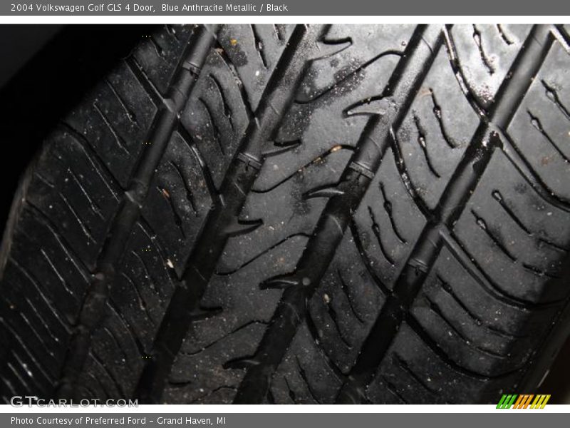 Blue Anthracite Metallic / Black 2004 Volkswagen Golf GLS 4 Door