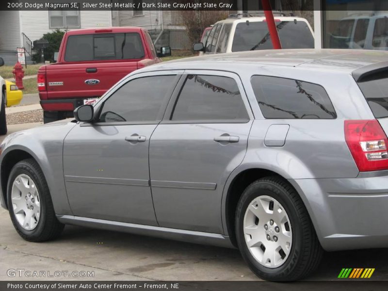 Silver Steel Metallic / Dark Slate Gray/Light Slate Gray 2006 Dodge Magnum SE