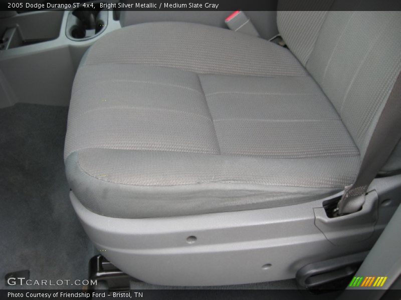 Bright Silver Metallic / Medium Slate Gray 2005 Dodge Durango ST 4x4