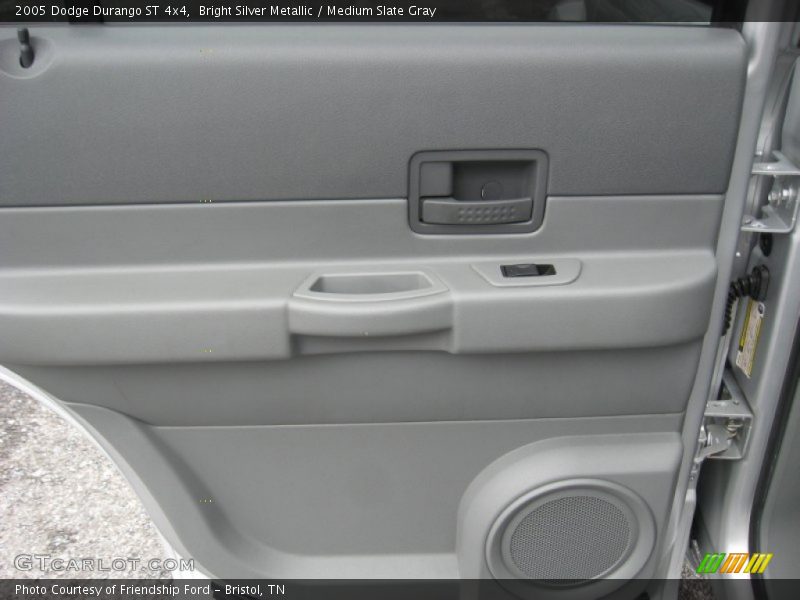Bright Silver Metallic / Medium Slate Gray 2005 Dodge Durango ST 4x4