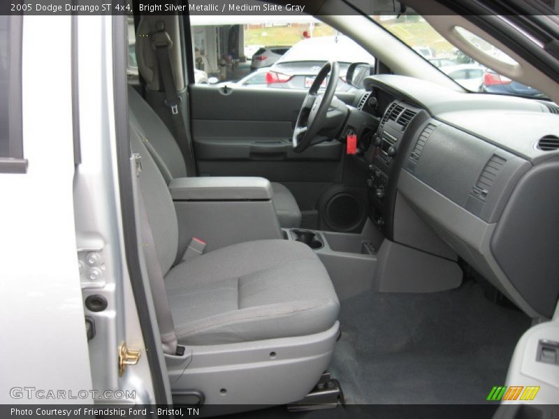 Bright Silver Metallic / Medium Slate Gray 2005 Dodge Durango ST 4x4