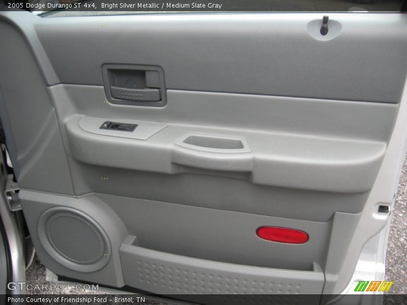 Bright Silver Metallic / Medium Slate Gray 2005 Dodge Durango ST 4x4