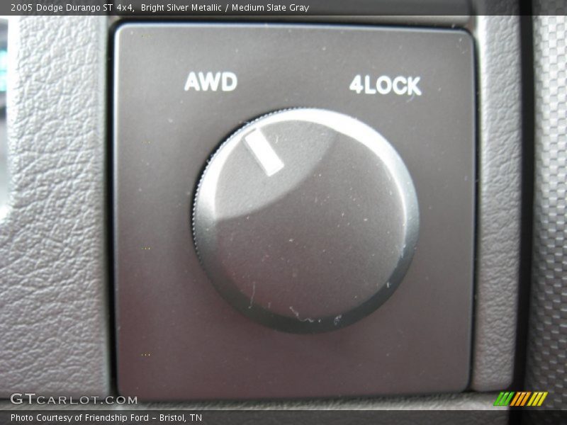Bright Silver Metallic / Medium Slate Gray 2005 Dodge Durango ST 4x4