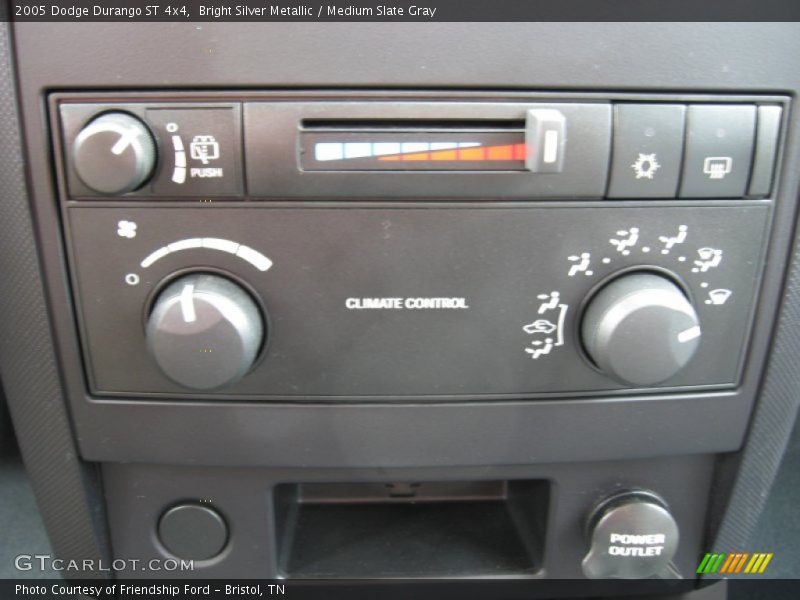 Bright Silver Metallic / Medium Slate Gray 2005 Dodge Durango ST 4x4