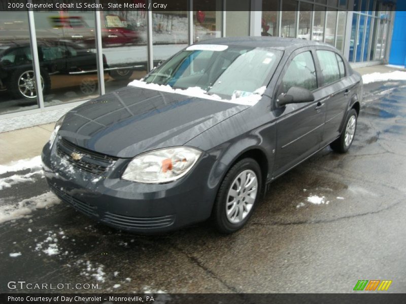 Front 3/4 View of 2009 Cobalt LS Sedan