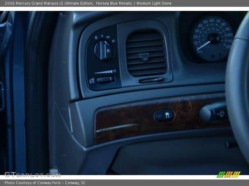 Norsea Blue Metallic / Medium Light Stone 2009 Mercury Grand Marquis LS Ultimate Edition