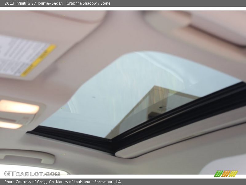 Sunroof of 2013 G 37 Journey Sedan