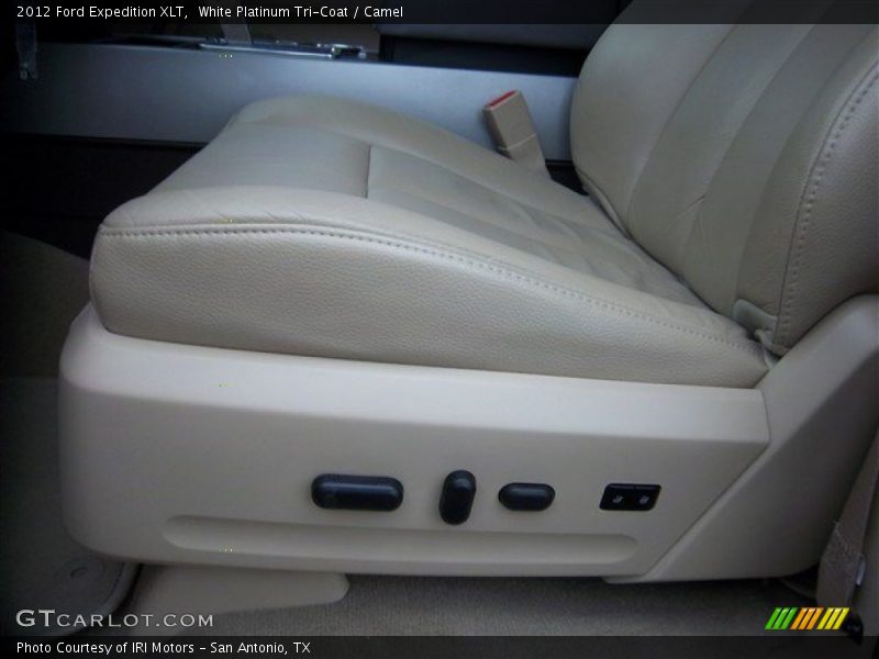 White Platinum Tri-Coat / Camel 2012 Ford Expedition XLT
