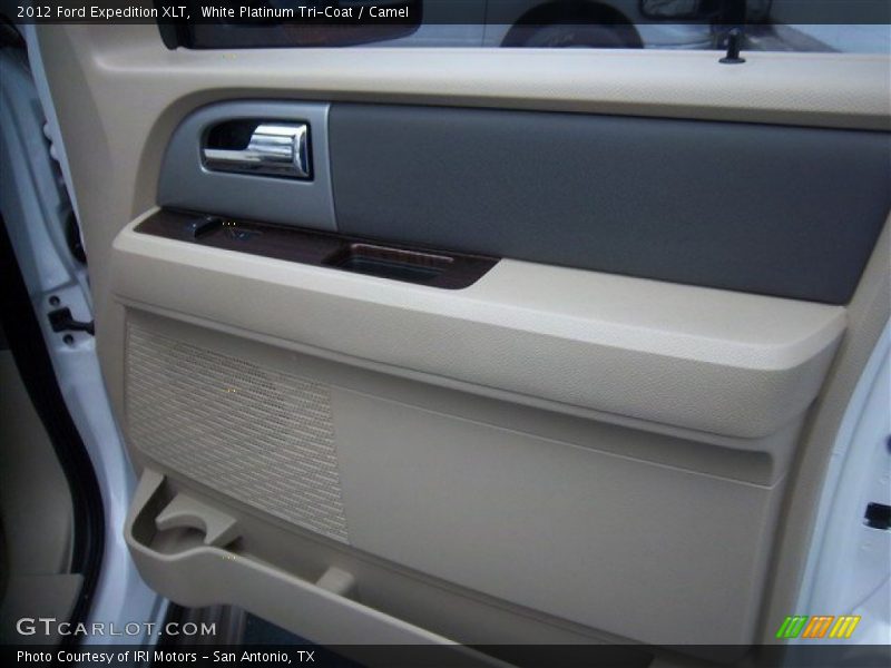 White Platinum Tri-Coat / Camel 2012 Ford Expedition XLT