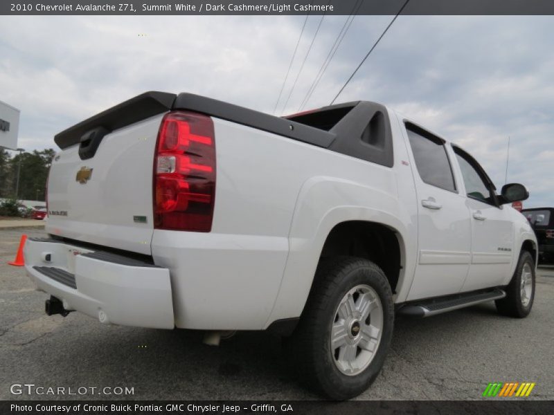Summit White / Dark Cashmere/Light Cashmere 2010 Chevrolet Avalanche Z71