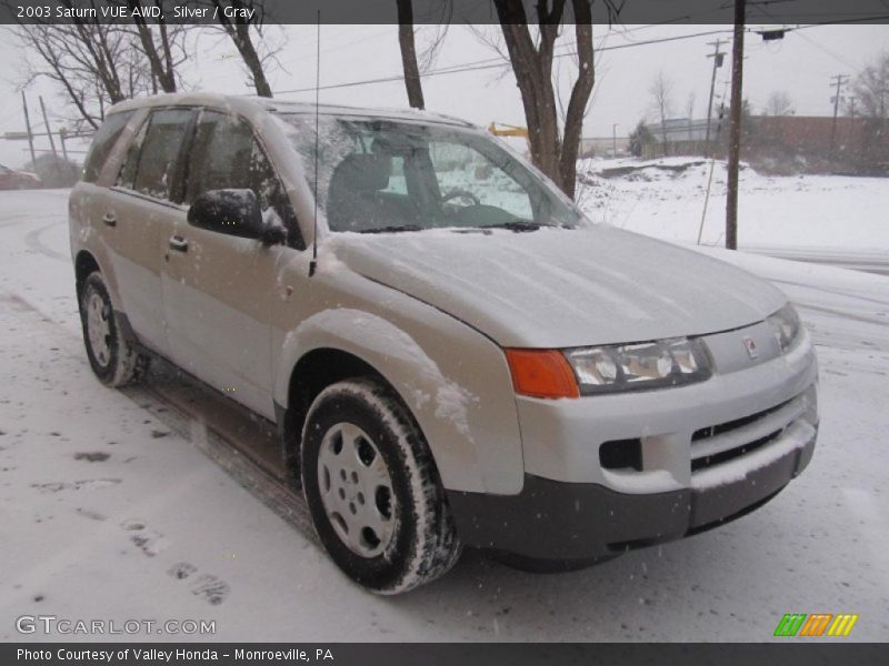 Silver / Gray 2003 Saturn VUE AWD