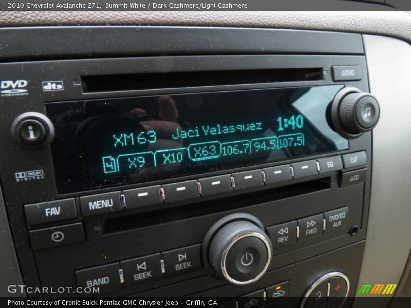 Summit White / Dark Cashmere/Light Cashmere 2010 Chevrolet Avalanche Z71
