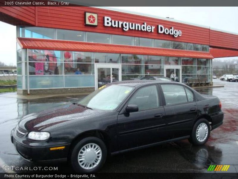 Black / Gray 2005 Chevrolet Classic