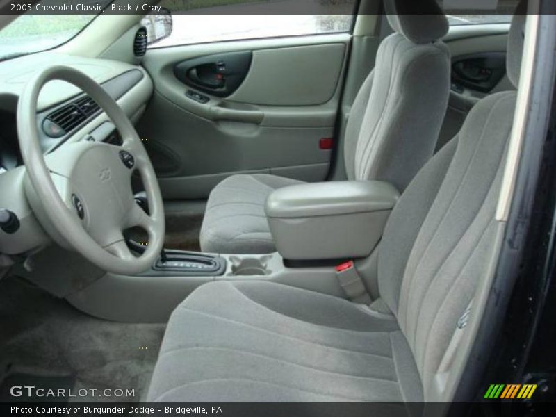 Black / Gray 2005 Chevrolet Classic