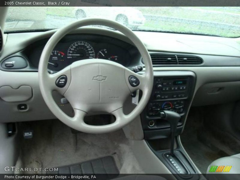 Black / Gray 2005 Chevrolet Classic