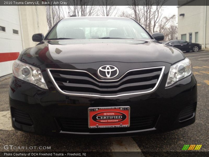 Black / Ash Gray 2010 Toyota Camry LE